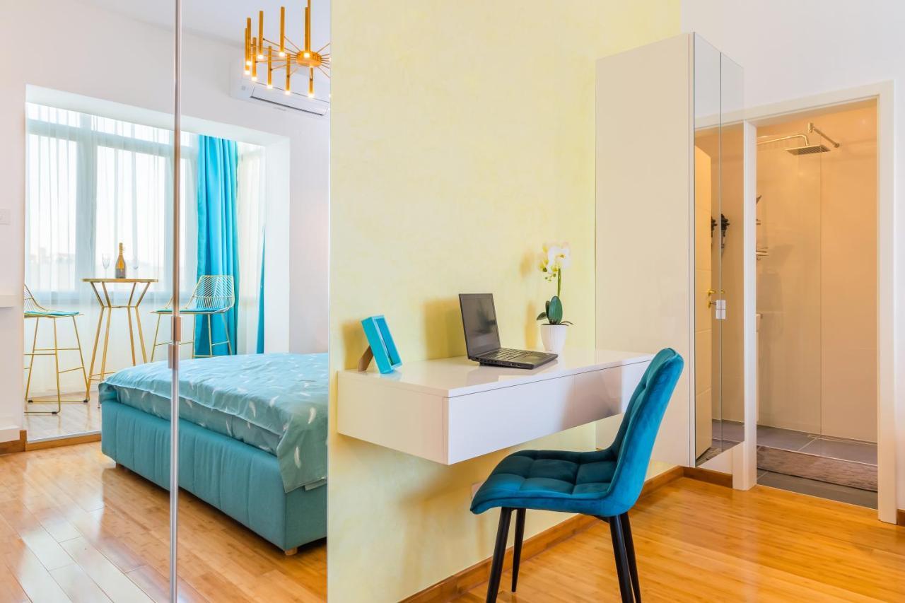 New Studio Carturesti - City Center Бухарест Екстер'єр фото